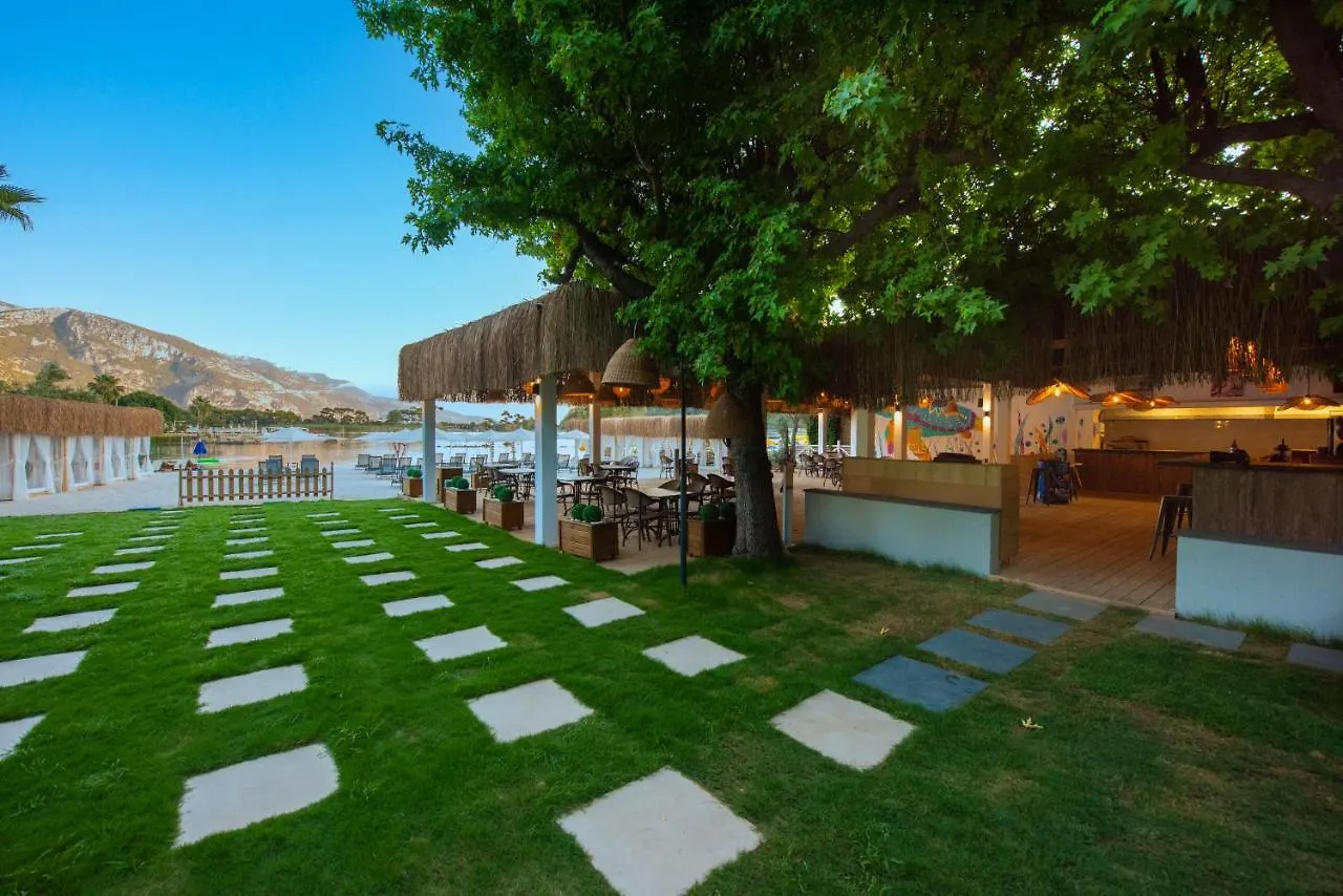 Meri Park Suites Oludeniz 0*,